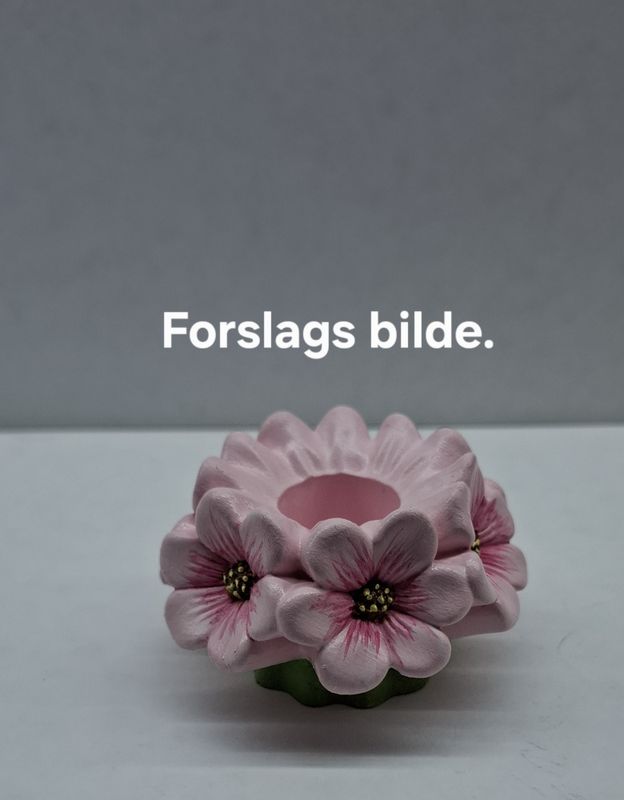 Sett med umalte gipsfigurer, maling og pensler.